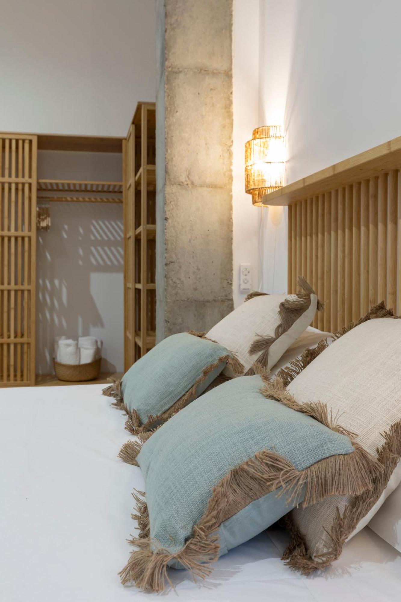 Travel Habitat Mediterranean Suites 瓦伦西亚 外观 照片