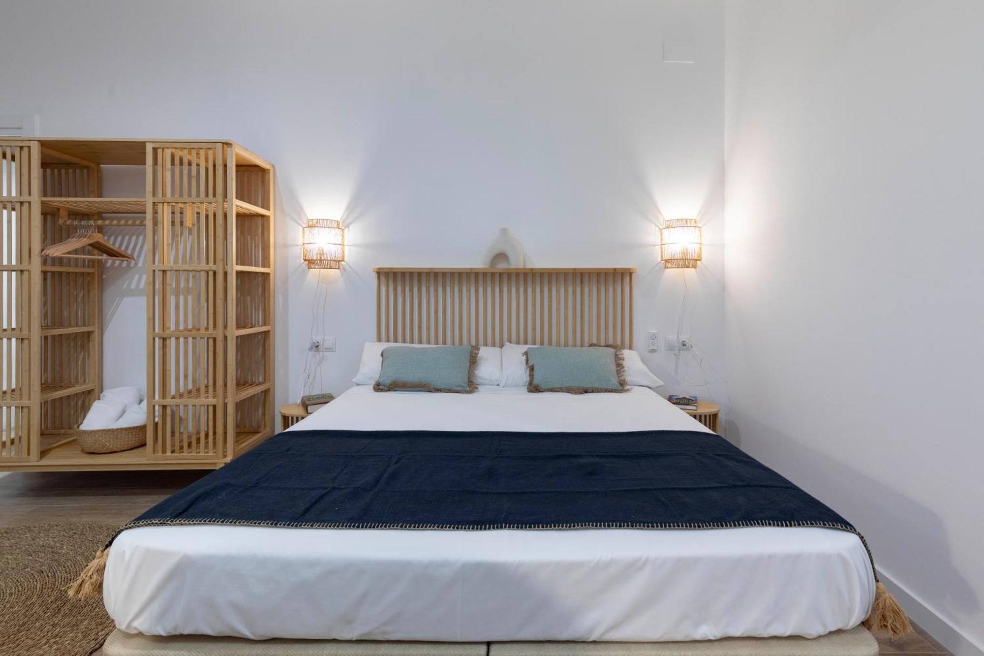 Travel Habitat Mediterranean Suites 瓦伦西亚 外观 照片