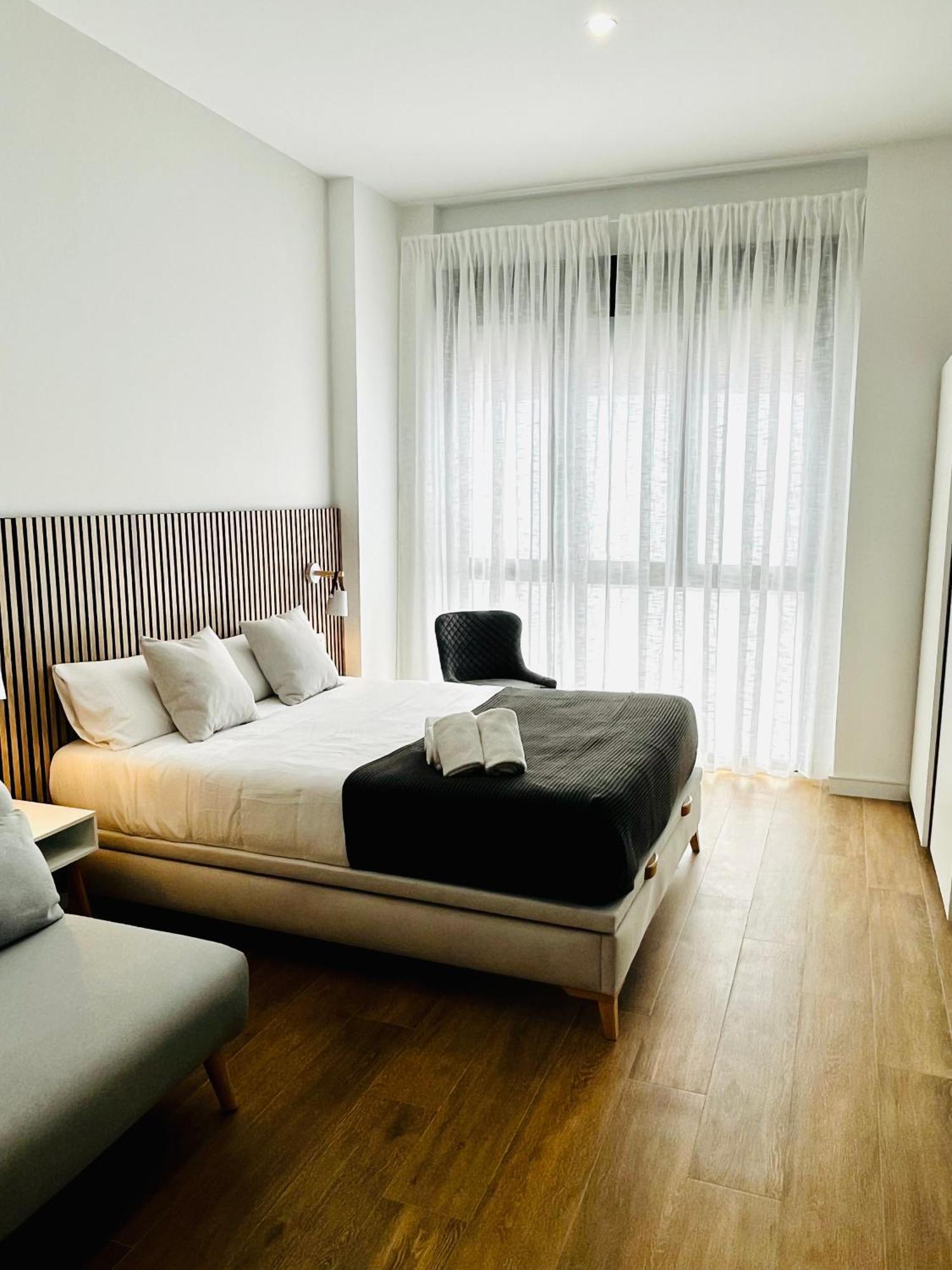 Travel Habitat Mediterranean Suites 瓦伦西亚 客房 照片