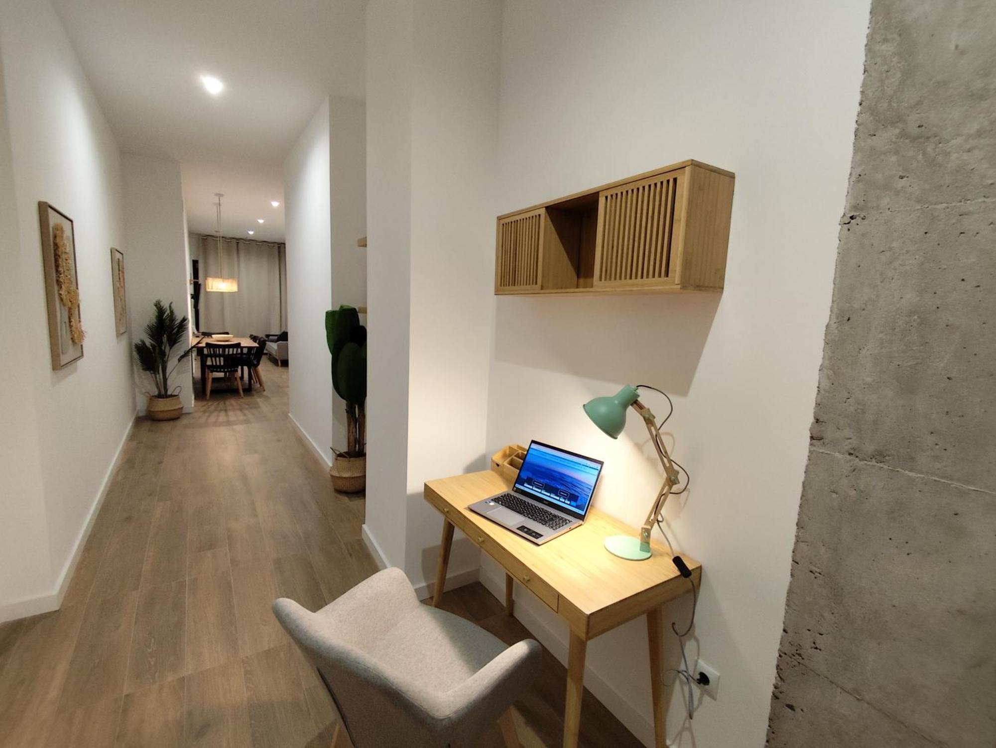 Travel Habitat Mediterranean Suites 瓦伦西亚 外观 照片